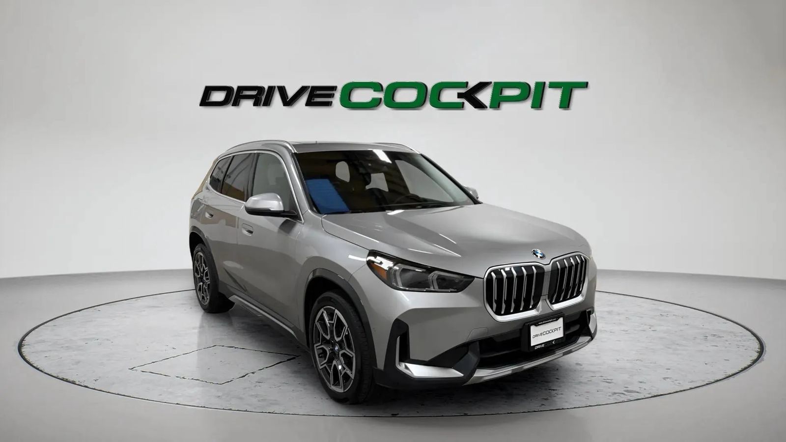 Used 2023 BMW X1 xDrive28i w/ Convenience Package AWD/4WD image 1
