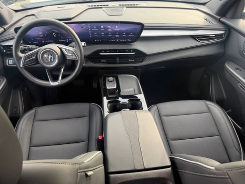 Used 2025 Buick Enclave Preferred image 28