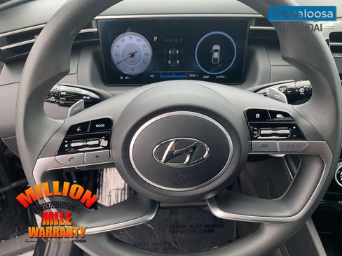Used 2023 Hyundai Santa Cruz Night AWD/4WD image 16
