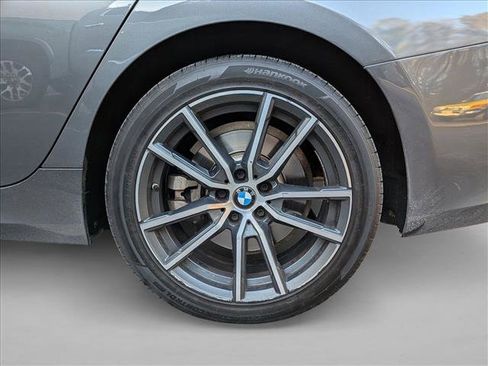 Used 2019 BMW 330i xDrive Sedan w/ Convenience Package image 13