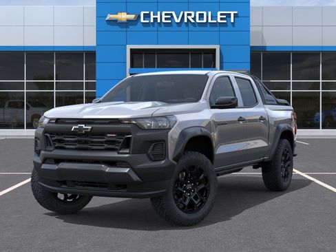 New 2026 Chevrolet Colorado Trail Boss w/ Midnight Edition AWD/4WD image 6