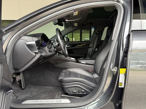 Used 2022 Porsche Panamera 4S image 30