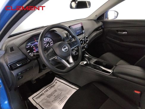 Used 2025 Nissan Sentra SV FWD image 27