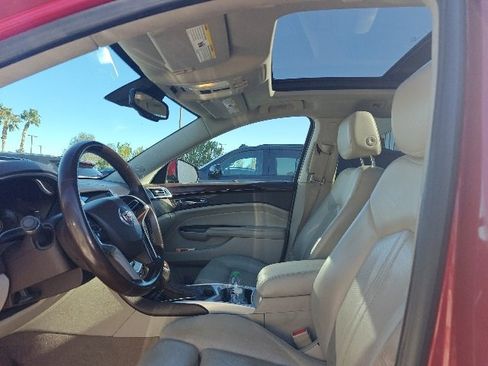 Used 2014 Cadillac SRX Performance w/ Driver Awareness Package image 3