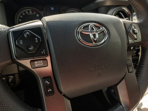 Used 2020 Toyota Tacoma TRD Pro AWD/4WD image 33