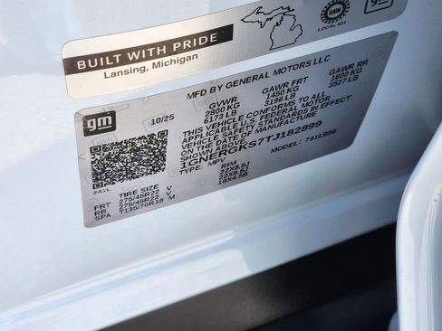 New 2026 Chevrolet Traverse LT w/ Driver Confidence Package FWD image 33