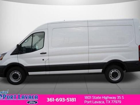 New 2024 Ford Transit 250 148 Medium Roof RWD image 4