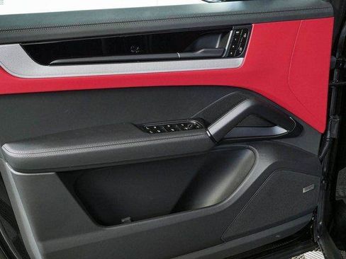 New 2026 Porsche Cayenne AWD/4WD image 6