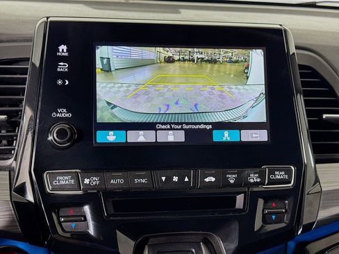 Used 2024 Honda Odyssey Elite image 14