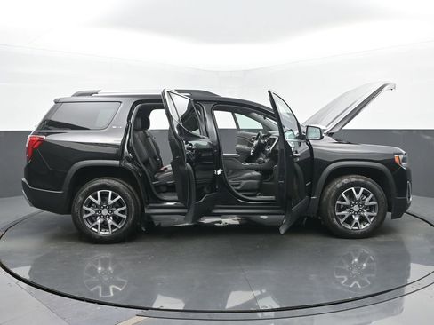 Used 2023 GMC Acadia SLT image 59