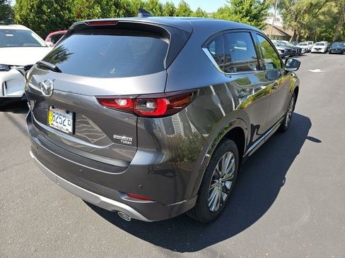 New 2025 MAZDA CX-5 Signature image 3