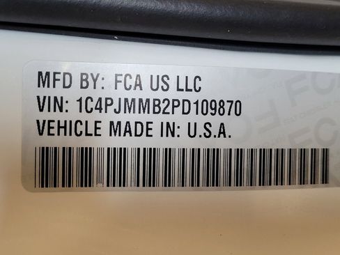 Used 2023 Jeep Cherokee Altitude Lux image 33