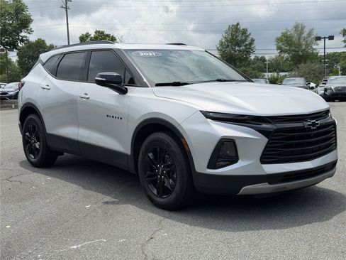 Used 2021 Chevrolet Blazer LT w/ Sound & Technology Package FWD image 36
