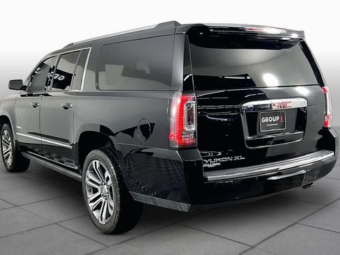 Used 2019 GMC Yukon XL Denali w/ Denali Ultimate Package RWD image 12