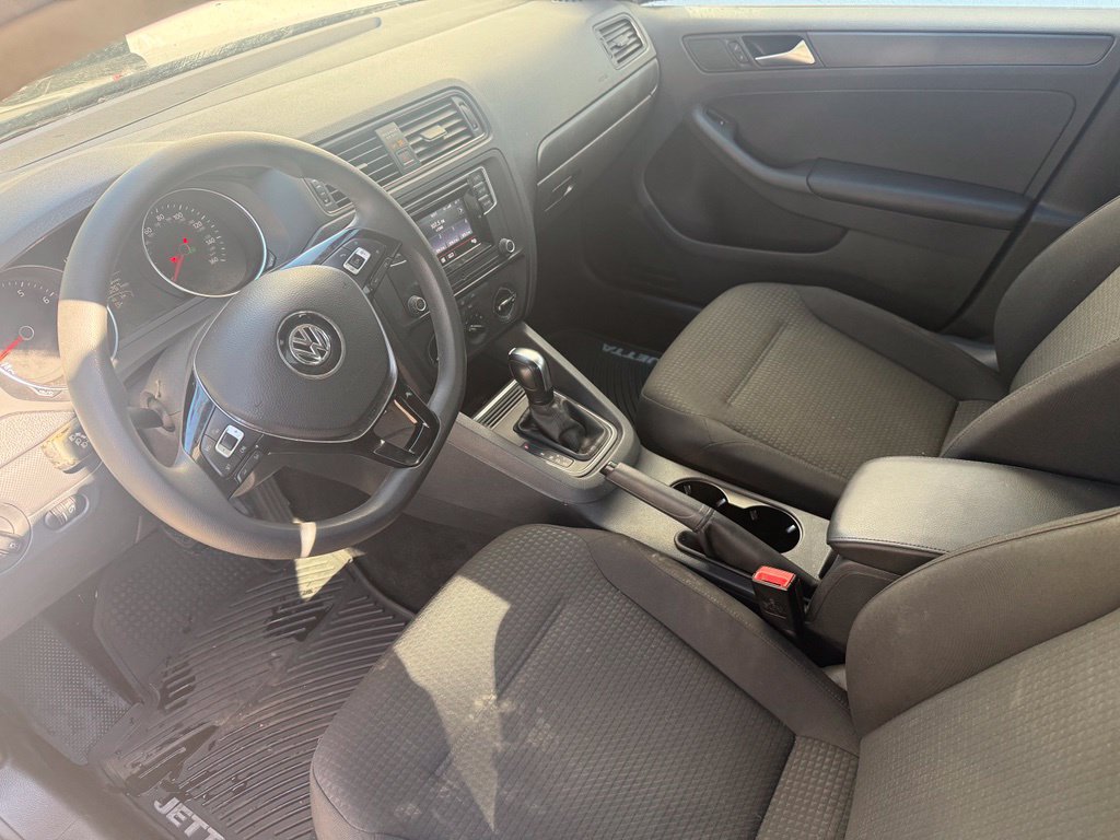 Used 2016 Volkswagen Jetta S FWD image 3