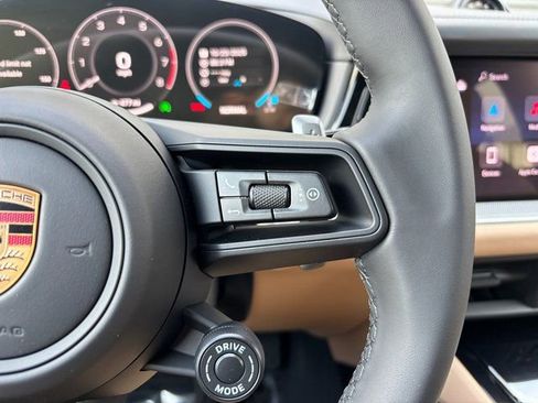 Certified 2026 Porsche Cayenne Coupe AWD/4WD image 17