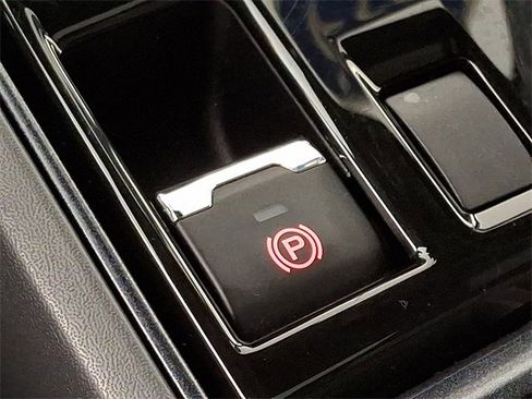 Certified 2025 Subaru Crosstrek 2.5i Sport image 23