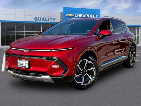 Certified 2024 Chevrolet Equinox EV LT w/ LPO, Trailering Package FWD image 3