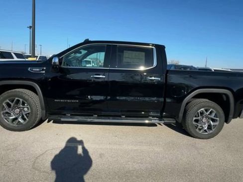New 2026 GMC Sierra 1500 SLT w/ SLT Premium Plus Package RWD image 5
