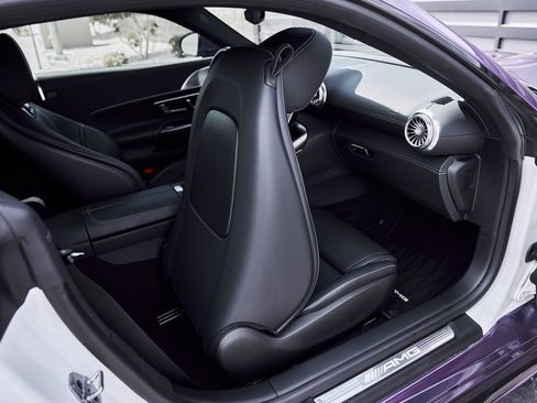 Used 2024 Mercedes-Benz AMG GT 63 image 43