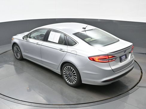 Used 2018 Ford Fusion Titanium FWD image 35