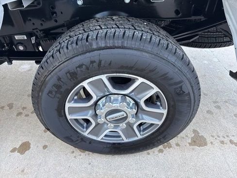 New 2025 Ford F250 XLT AWD/4WD image 8