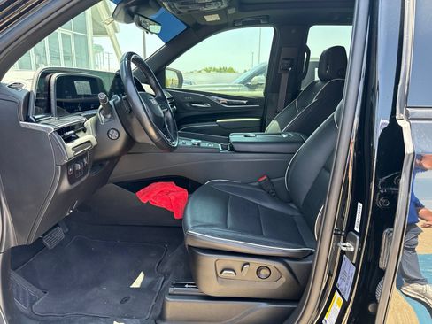Used 2022 Cadillac Escalade Sport RWD image 15