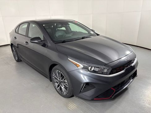 Used 2023 Kia Forte GT-Line w/ GT-Line Technology Package FWD image 2