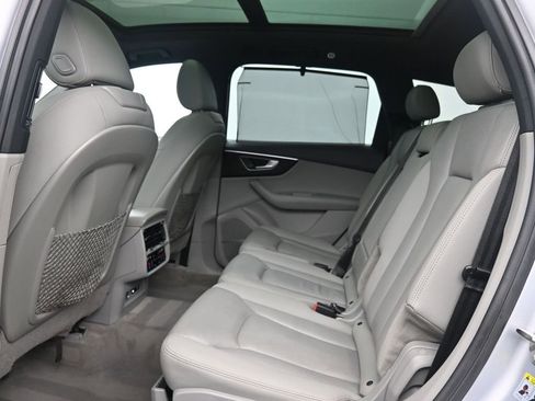 Used 2021 Audi Q7 3.0T Premium Plus w/ Executive Package AWD/4WD image 21