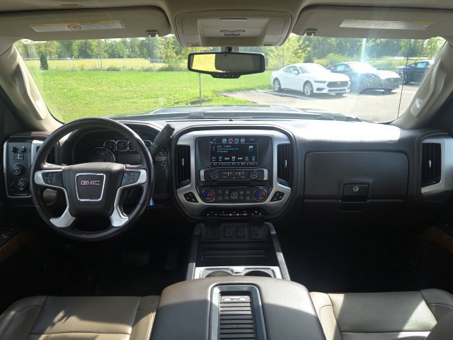 Used 2019 GMC Sierra 2500 SLT w/ Duramax Plus Package AWD/4WD image 16