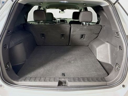 Used 2022 Chevrolet Equinox LS w/ LS Convenience Package FWD image 27