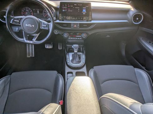 Used 2023 Kia Forte GT-Line w/ GT-Line Premium Package image 19