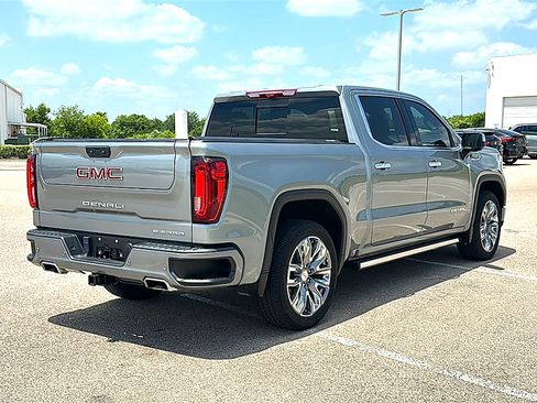 Used 2024 GMC Sierra 1500 Denali w/ Denali Reserve Package AWD/4WD image 8