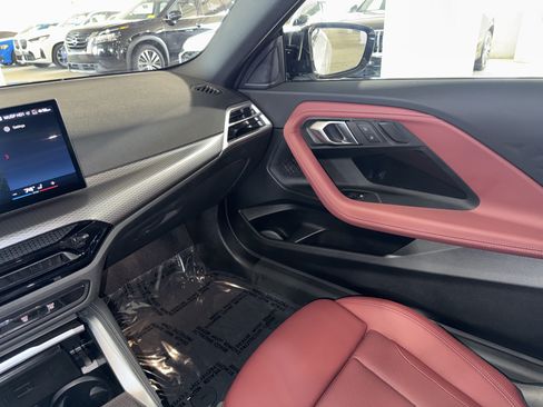 Used 2025 BMW M240i xDrive Coupe AWD/4WD image 27