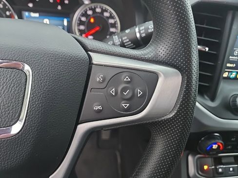 Used 2023 GMC Acadia SLE w/ Driver Convenience Package image 21