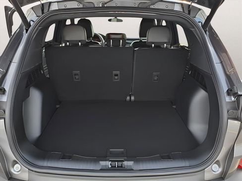 Used 2025 Ford Escape ST-Line w/ Cold Weather Package image 24