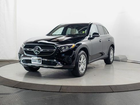 Certified 2026 Mercedes-Benz GLC 300 4MATIC image 3
