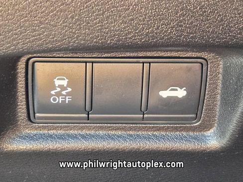 Used 2021 INFINITI Q50 Luxe w/ Seat & Sound Package RWD image 28
