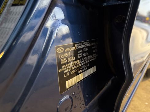 Used 2018 Hyundai Elantra SE image 29