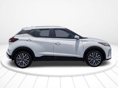 Used 2024 Nissan Kicks SV