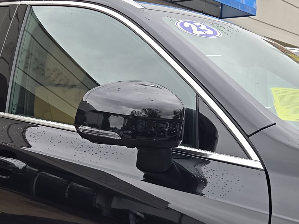 Used 2024 Volvo XC90 B6 Ultimate w/ Protection Package AWD/4WD image 8
