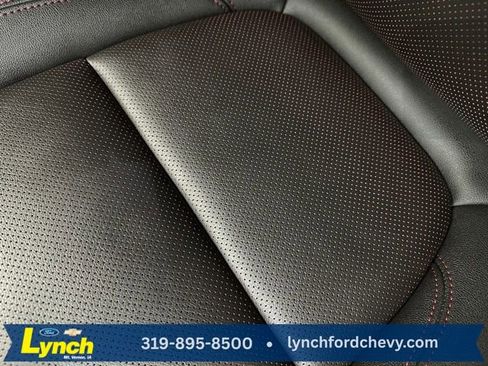 Used 2024 Chevrolet Blazer RS w/ Driver Confidence II Package image 9