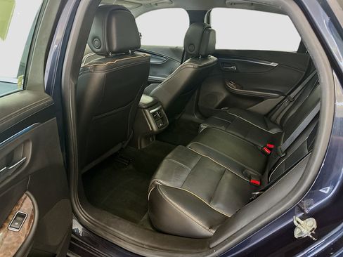Used 2014 Chevrolet Impala LTZ FWD image 30