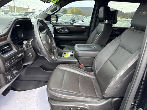 Used 2023 Chevrolet Tahoe High Country image 8