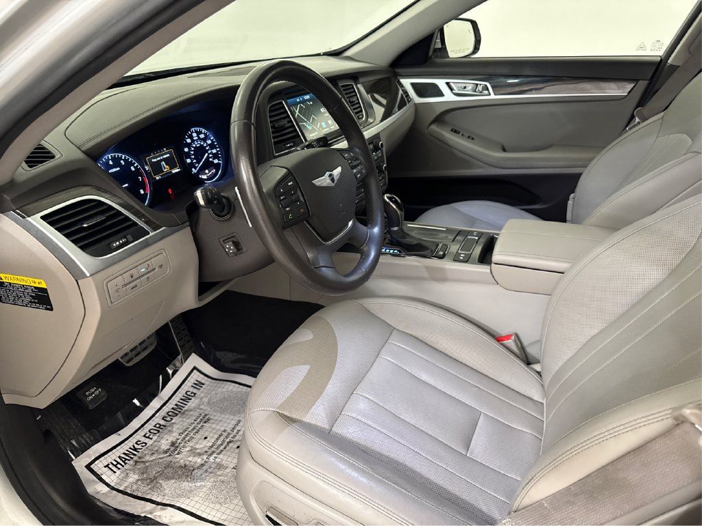 Used 2015 Hyundai Genesis 3.8 w/ Option Group 02 RWD image 27