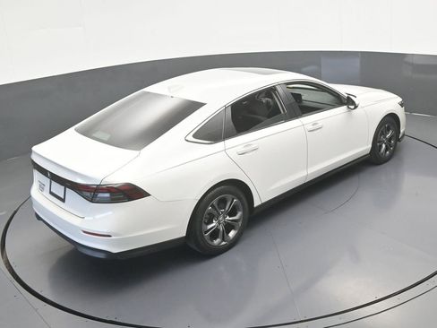 Used 2023 Honda Accord EX image 49