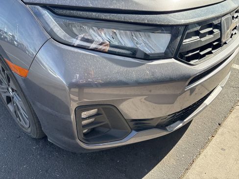 Used 2025 Honda Odyssey Touring image 19