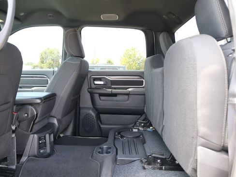Used 2024 RAM 2500 Big Horn w/ Night Edition AWD/4WD image 16