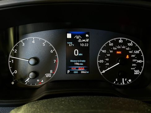 Certified 2024 Toyota Corolla Cross LE image 10