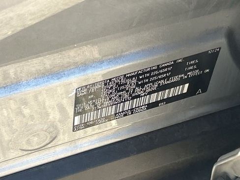 Used 2025 Toyota RAV4 XLE FWD image 32